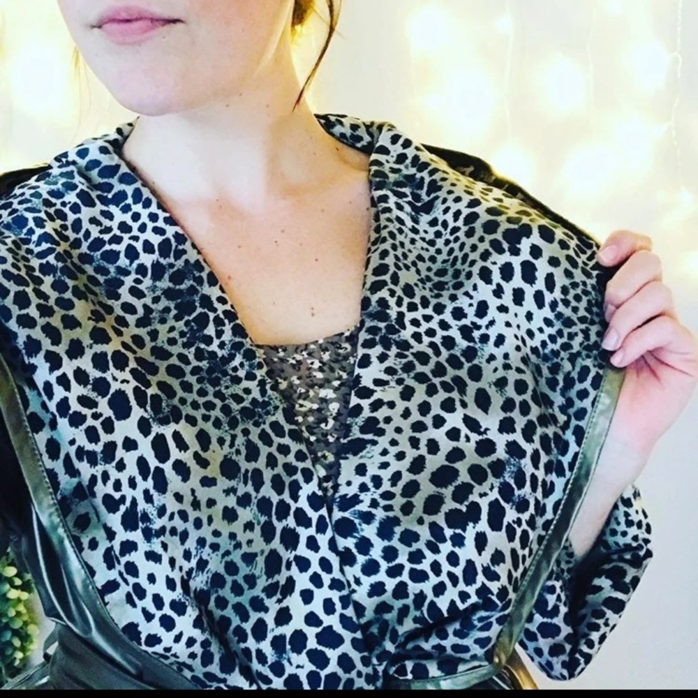 1990s TOTES Raincoat Leopard Print